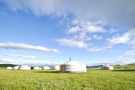 大草原の中のツーリストキャンプ地