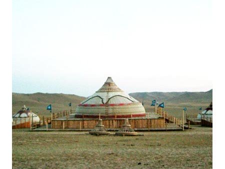 １３世紀村をめざして乗馬ライディング